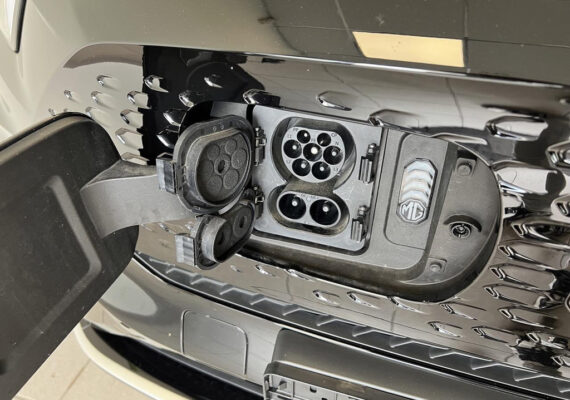 MG ZS EV Long Range Luxury 70 kWh – Foto 2