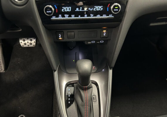 Toyota Yaris Cross 1.5 Hybrid 130 GR Sport JBL Panoramadak | JBL – Foto 15