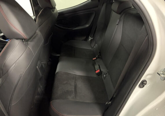 Toyota Yaris 1.5 Hybrid GR Sport | JBL | Trekhaak – Foto 6