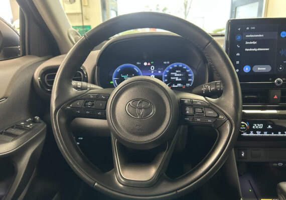 Toyota Yaris Cross 1.5 Hybrid 130 Executive – Foto 13