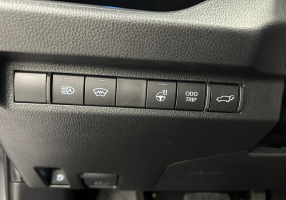 Suzuki Across 2.5 Plug-in Hybrid Style – Foto 11