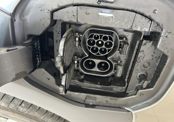 Toyota Bz4x Dynamic AWD 3F 11kw – Foto 2
