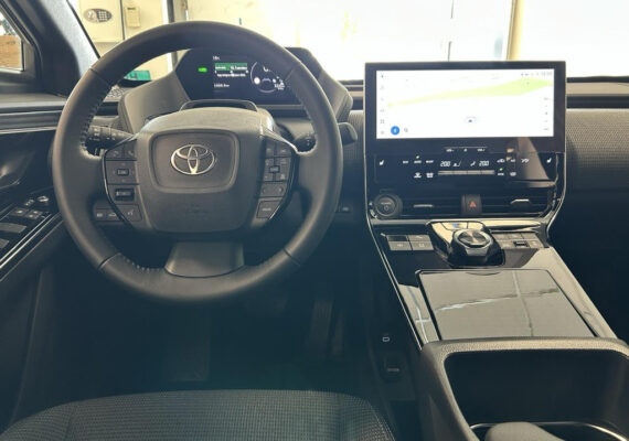 Toyota Bz4x Dynamic AWD 3F 11kw – Foto 9