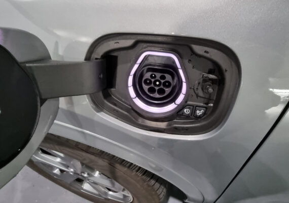 Ford Kuga 2.5 PHEV ST-Line X – Foto 6