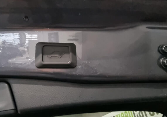 Suzuki Across 2.5 Plug-in Hybrid Style – Foto 14