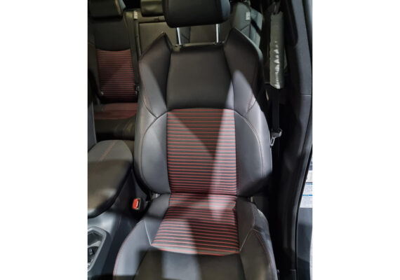 Suzuki Across 2.5 Plug-in Hybrid Style – Foto 27