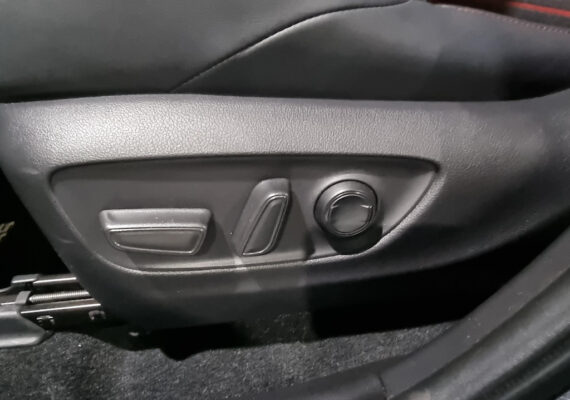 Suzuki Across 2.5 Plug-in Hybrid Style – Foto 28