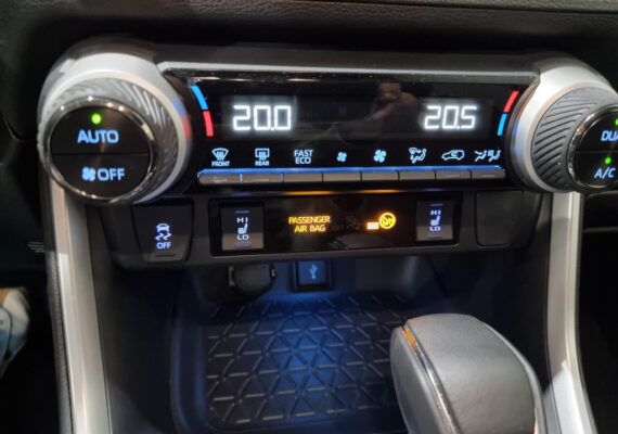 Suzuki Across 2.5 Plug-in Hybrid Style – Foto 30